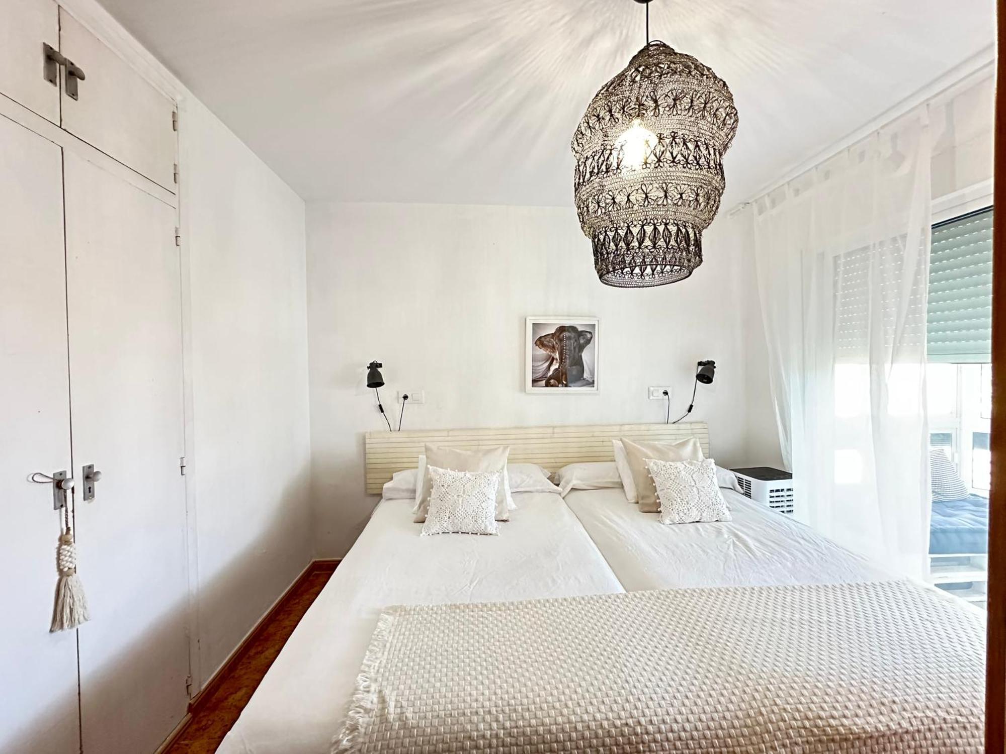 Charming & Cosy Beach Apartment Торемолинос Екстериор снимка